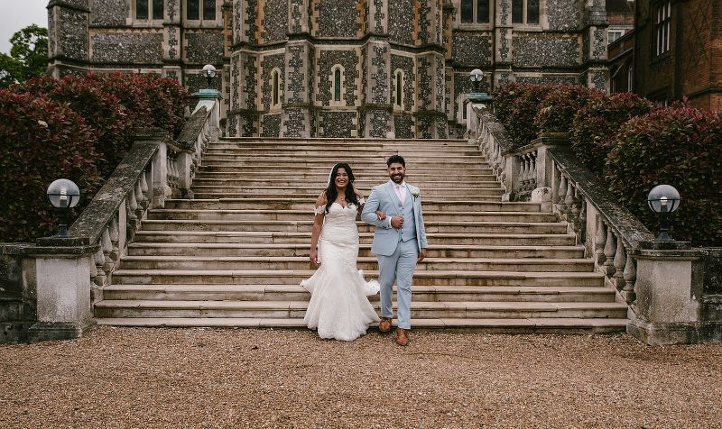 Sposa curvy? Ecco come scegliere l'abito giusto