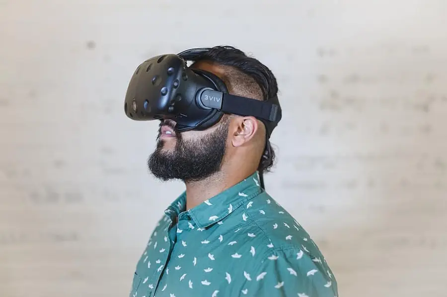 Realtà virtuale, applicazioni e prospettive per il futuro