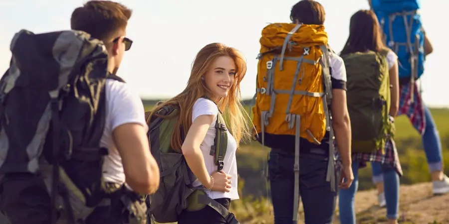 Come creare uno spirito di squadra in ufficio? Gita aziendale e gadget solidali sono la risposta