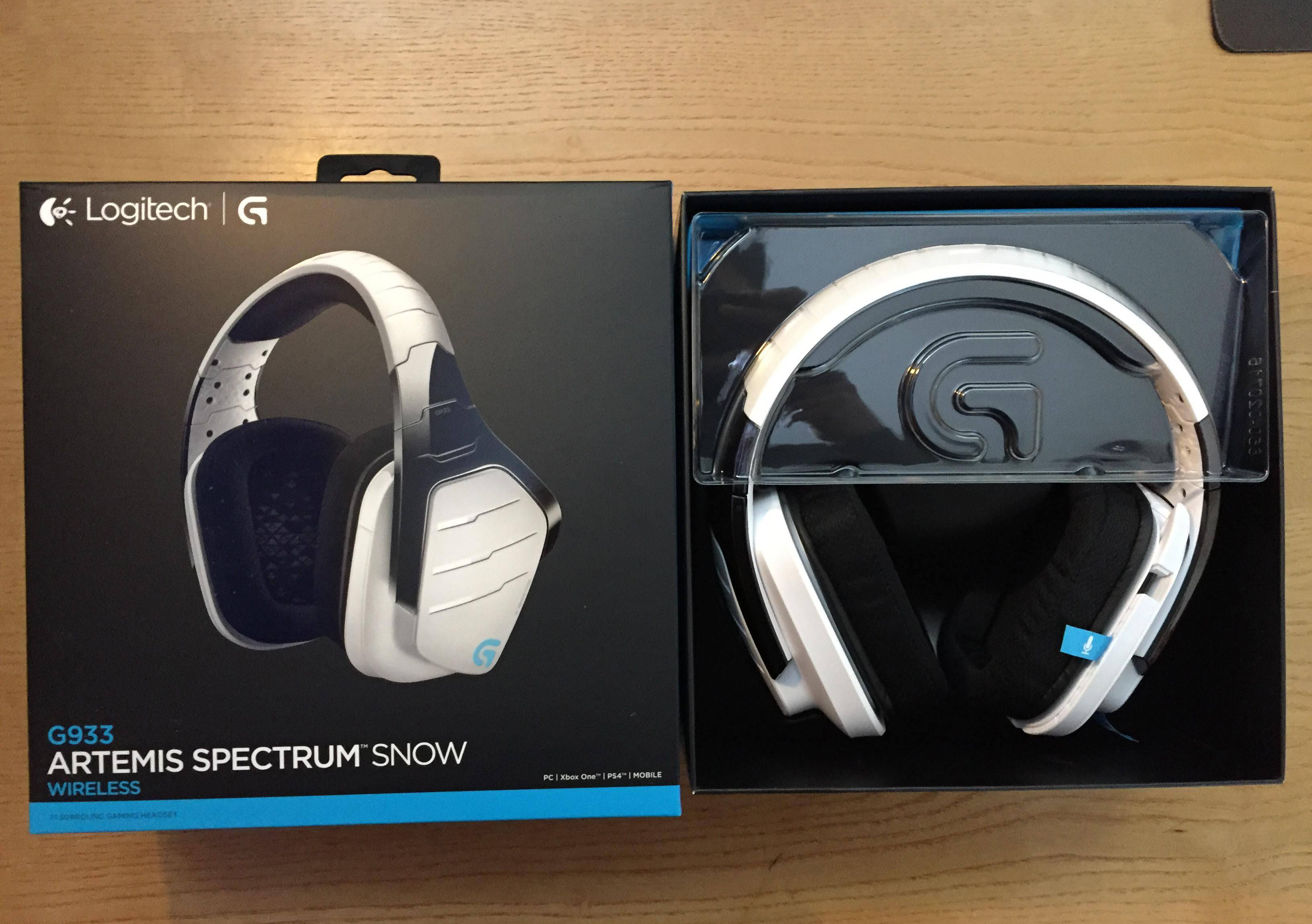 Recensione Headset Logitech G933: Artemis Spectrum Snow