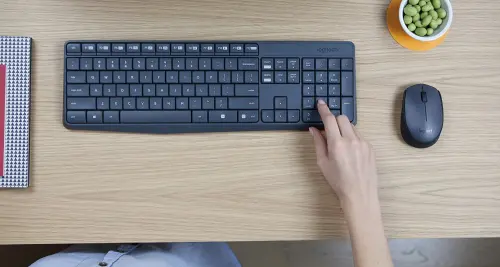 Recensione Logitech MK235 Wireless Combo