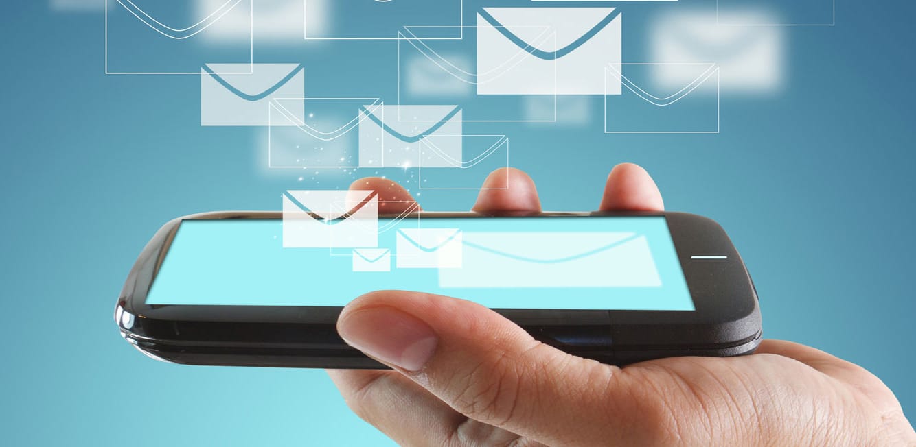 Contatta comodamente i tuoi clienti dal PC con i servizi di SMS online