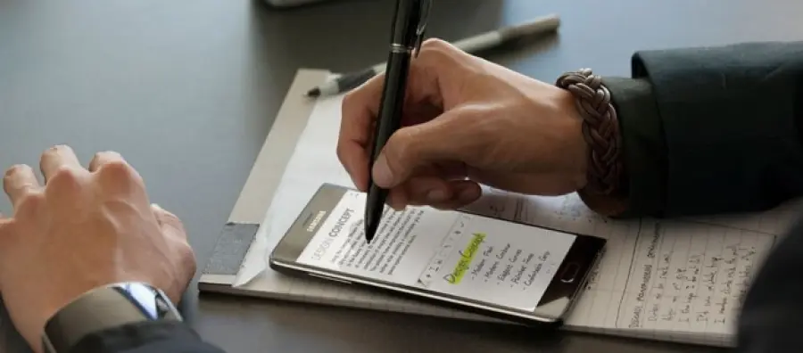 Samsung Galaxy Note 4: dal 17 ottobre in Italia a 769€