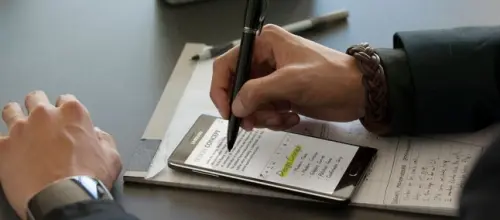 Samsung Galaxy Note 4: dal 17 ottobre in Italia a 769€