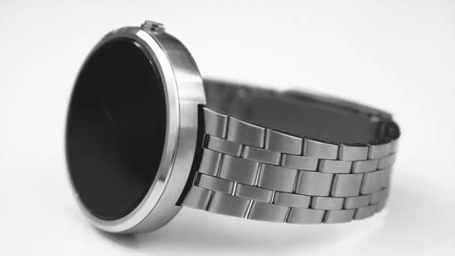 Motorola Moto 360 è compatibile con i cinturini del Pebble Steel