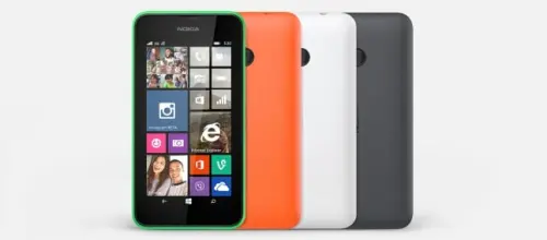 Nokia Lumia 530 si mostra all'interno di un video unboxing