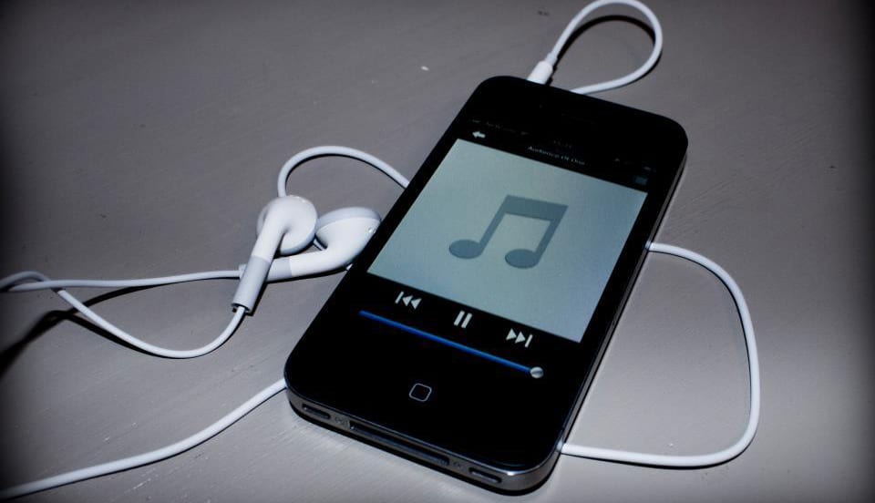 Come inviare file audio con WhatsApp dall'iPhone