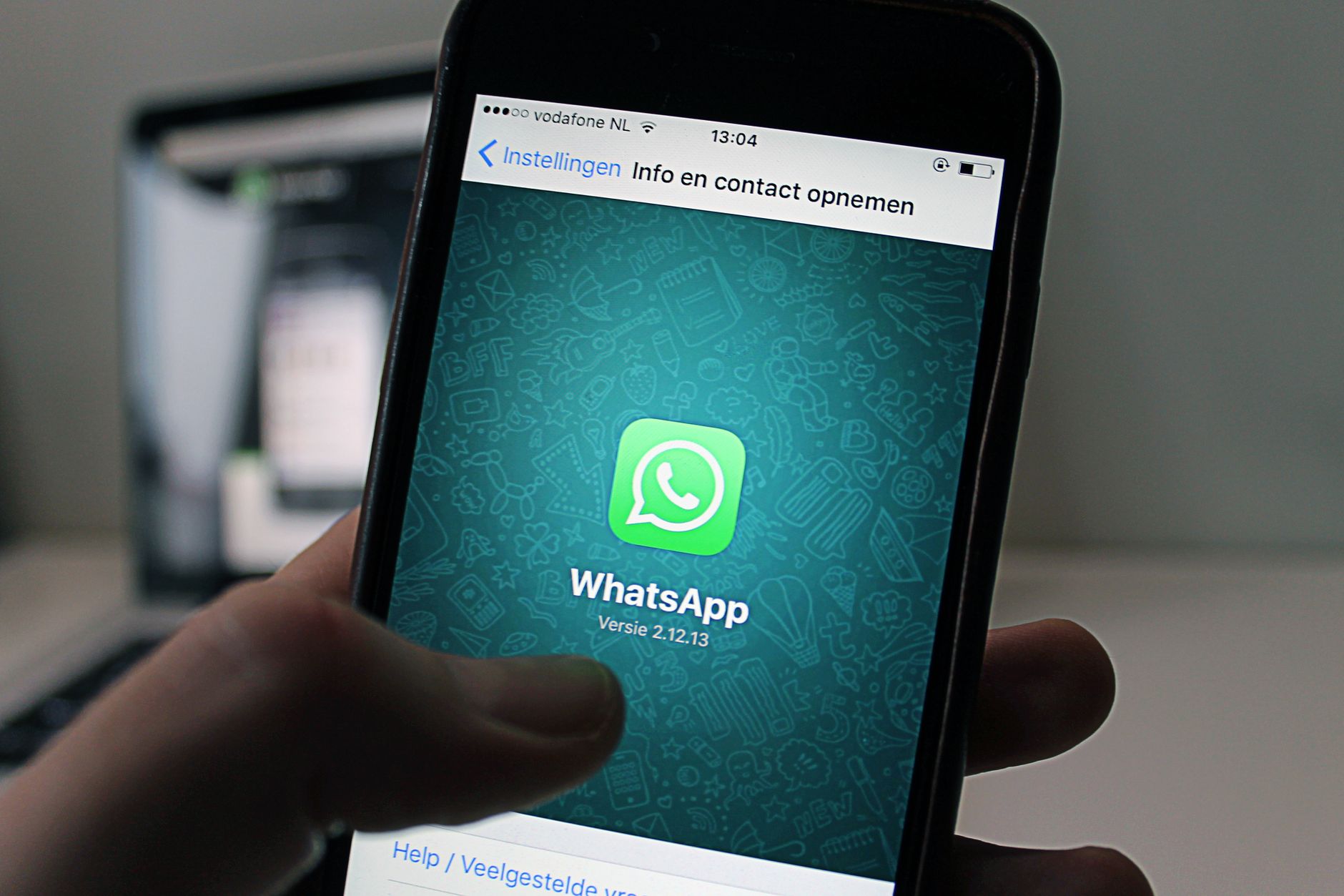 Sondaggi WhatsApp: creare un voto di gruppo