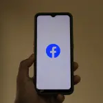 Come cancellarsi da Facebook definitivamente
