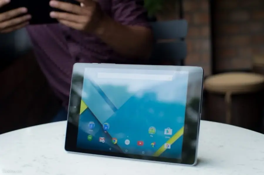 HTC Nexus 9 si mostra nelle prime foto dal vivo
