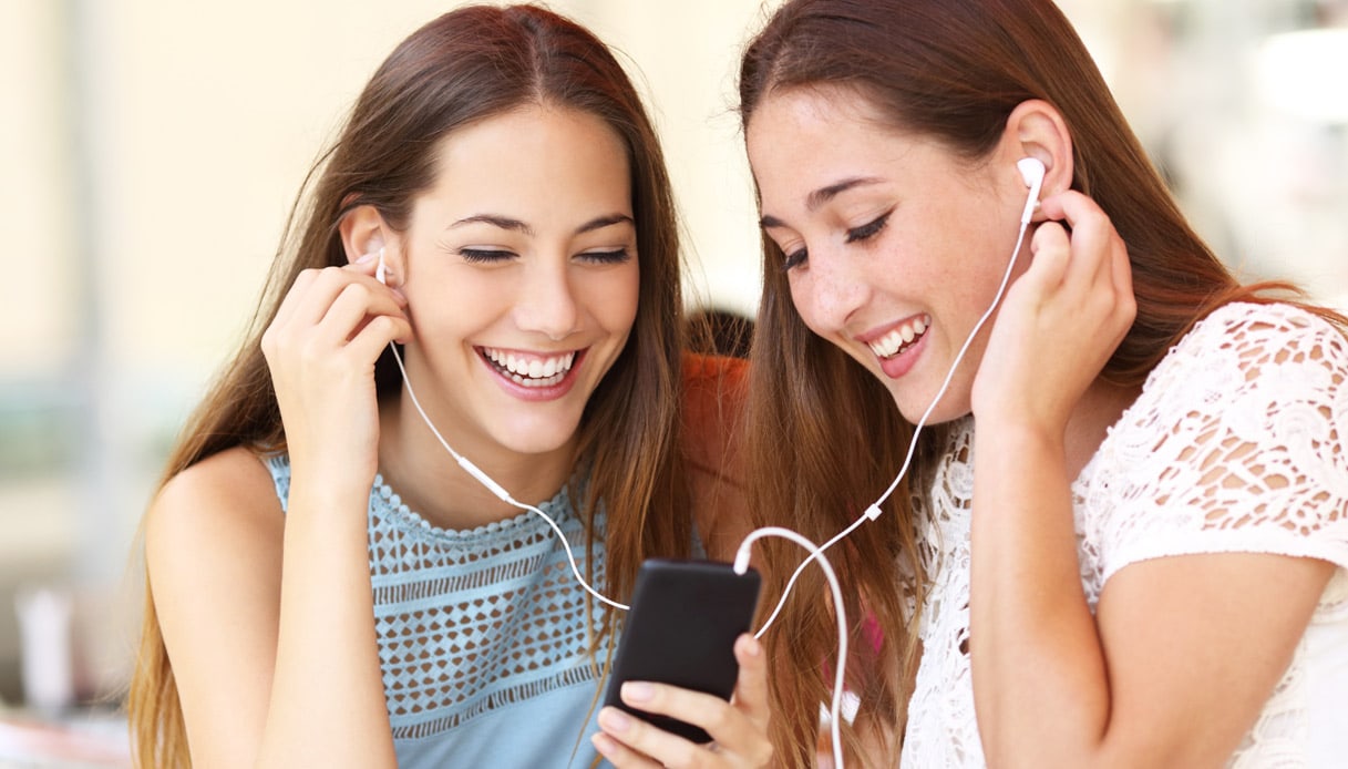 Come pulire gli auricolari dal cerume