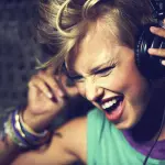 Cosa si rischia ascoltando musica ad alto volume