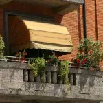 Come arredare un balcone piccolo: consigli da non perdere