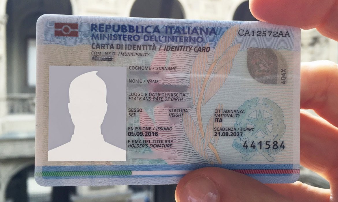 Chi controlla i documenti all'aeroporto?