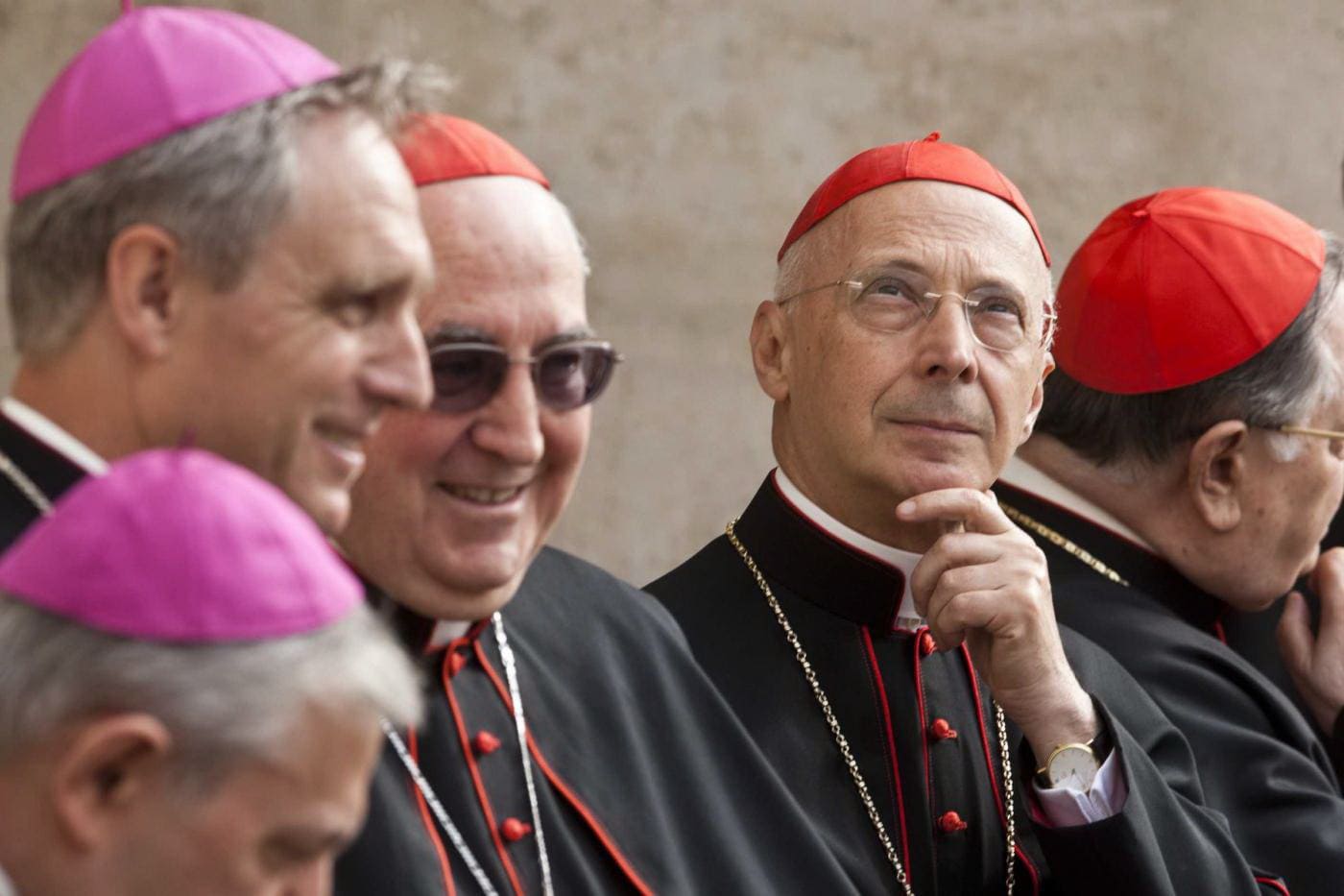 Chi paga lo stipendio ai preti e quanto guadagnano