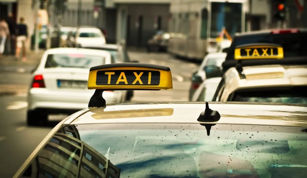 Le migliori app per prenotare taxi
