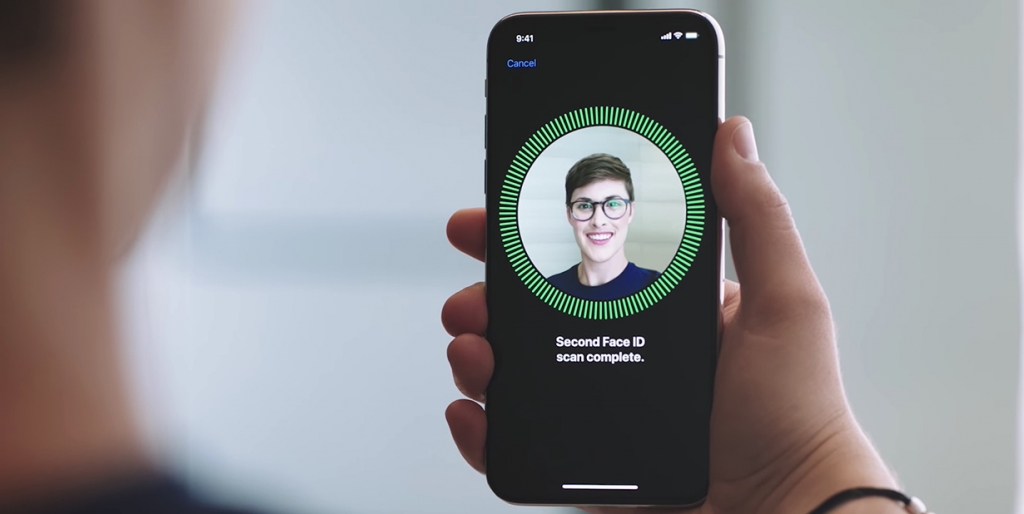 Face ID scan