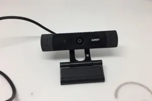 Recensione Aukey 1080p webcam: economica e performante
